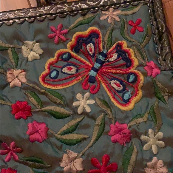 Laila Rowe embroidered bag - Picture 2 of 3